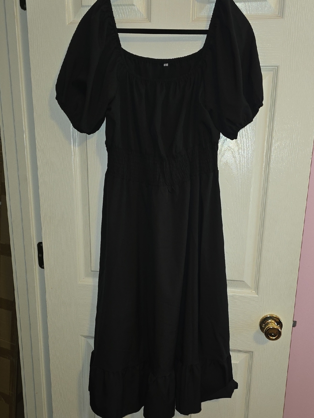 Classic Black Puff-Sleeve Midi Dress with Smocked Waist